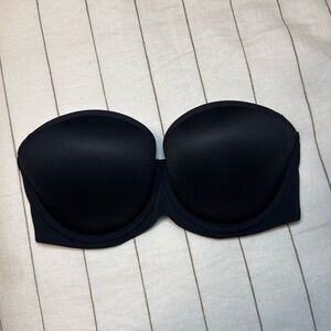 Brand new with tags third love bra size 32D black.